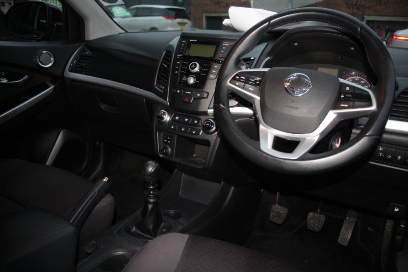 SSANGYONG KORANDO