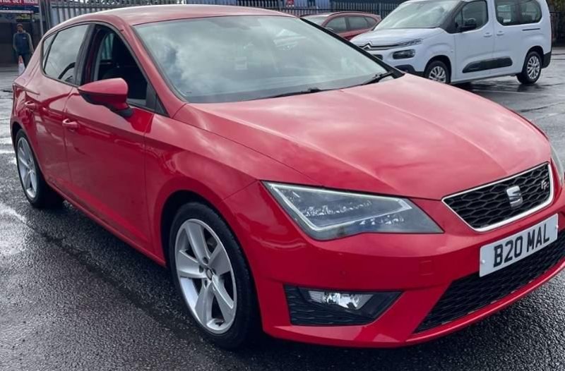 SEAT LEON