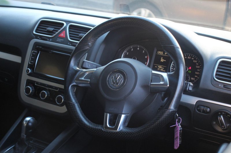 VOLKSWAGEN SCIROCCO