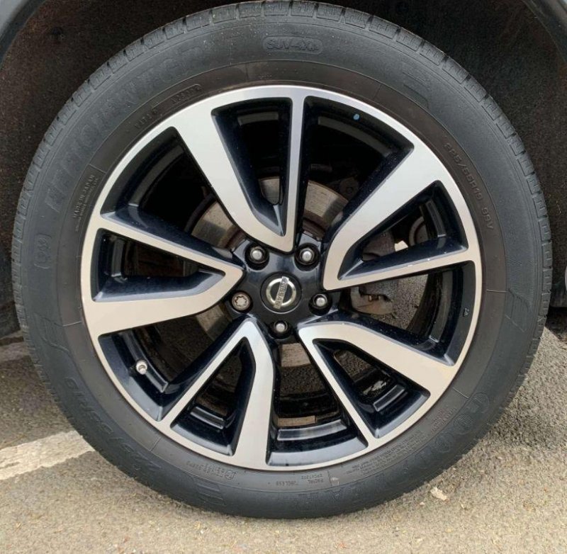 NISSAN X-TRAIL