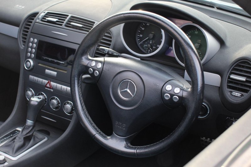 MERCEDES-BENZ SLK