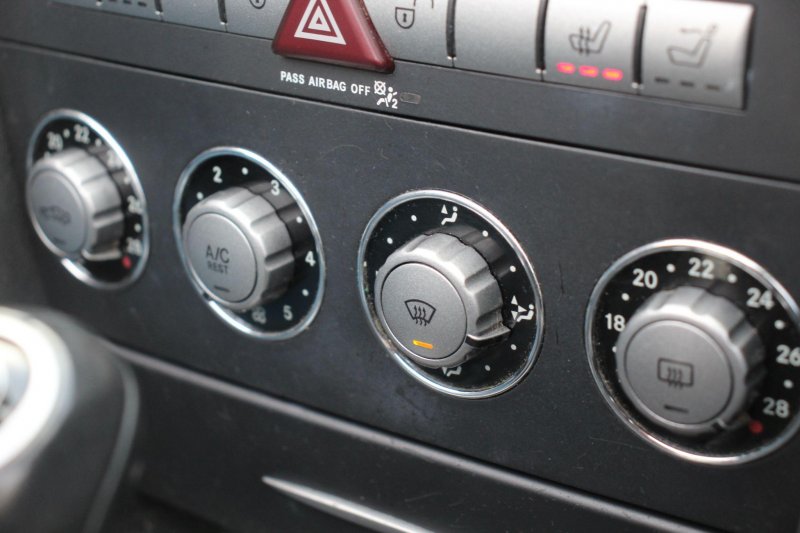 MERCEDES-BENZ SLK