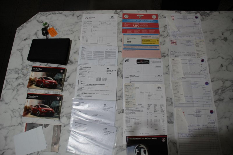 VAUXHALL ASTRA