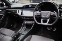 AUDI RS Q3