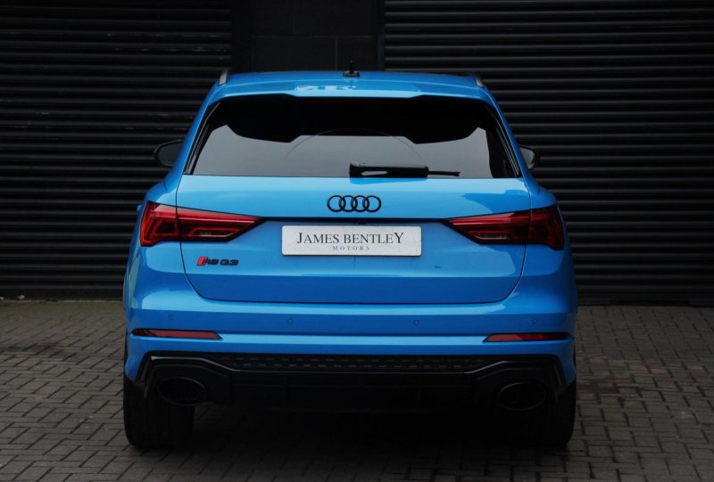 AUDI RS Q3