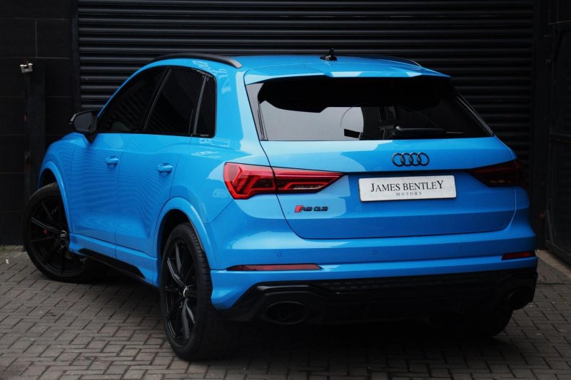 AUDI RS Q3