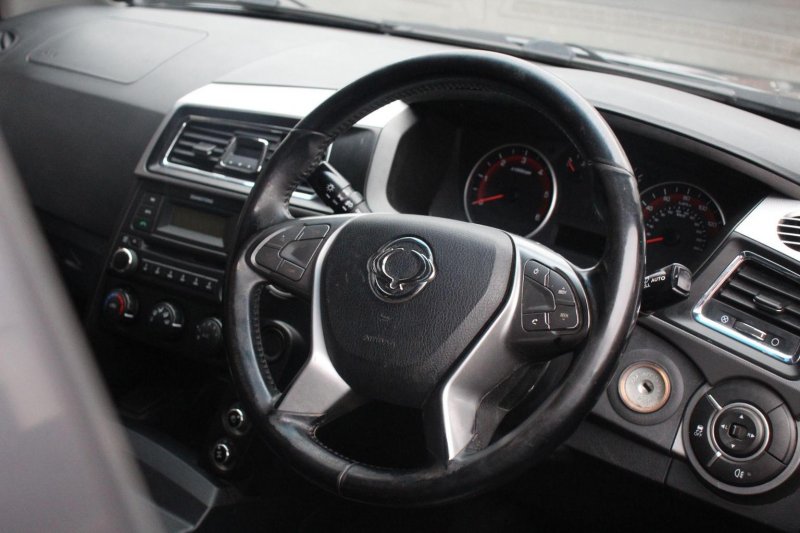 SSANGYONG MUSSO