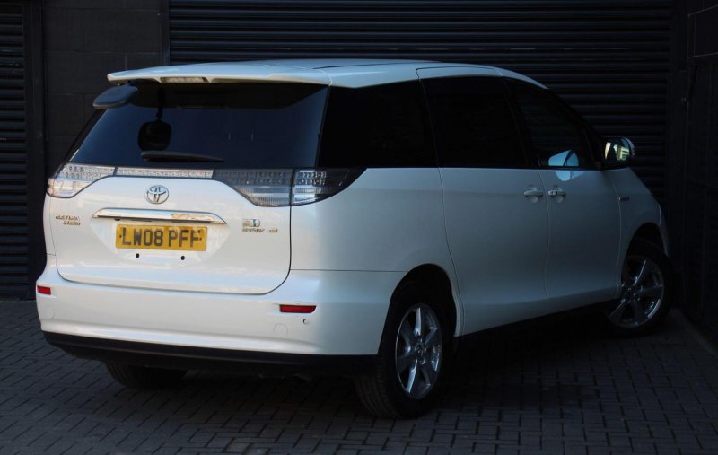 TOYOTA ESTIMA
