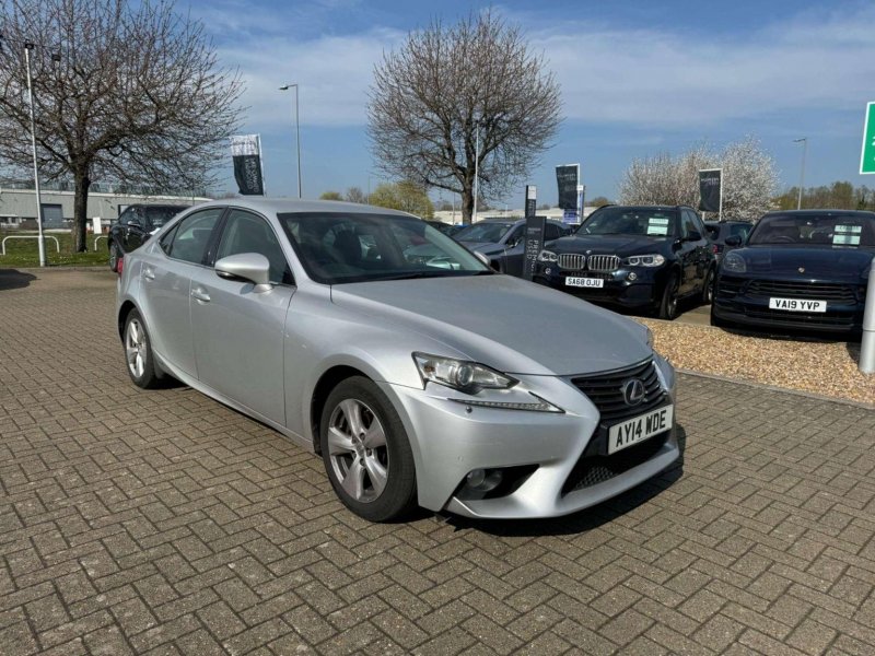 LEXUS IS