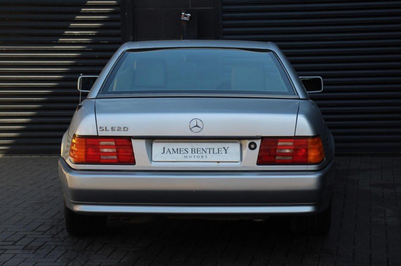 MERCEDES-BENZ SL